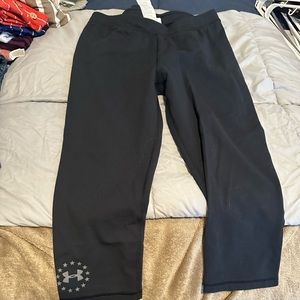 Under Armor capri pants